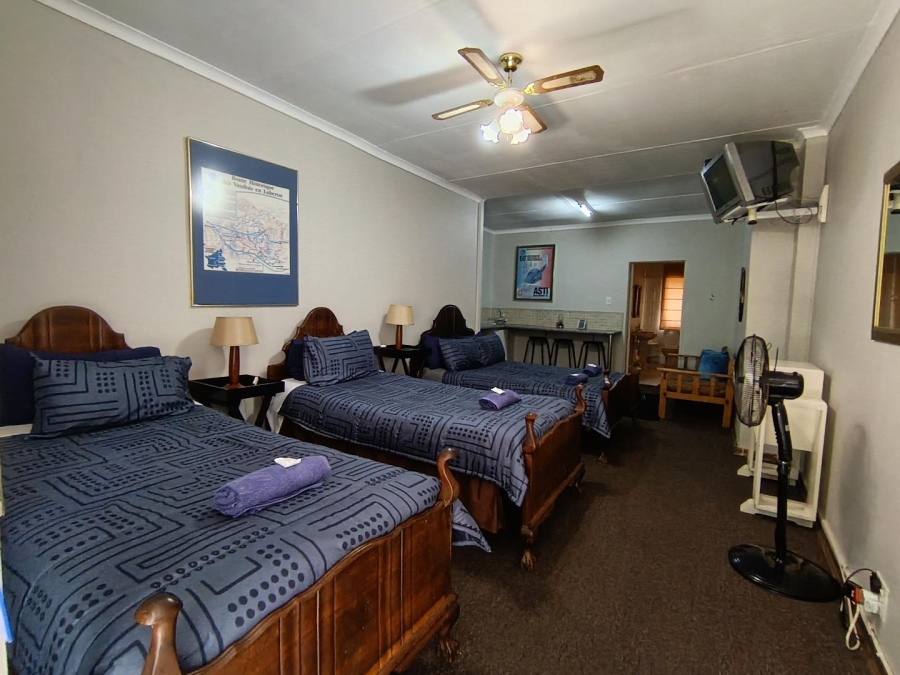 12 Bedroom Property for Sale in Universitas Free State